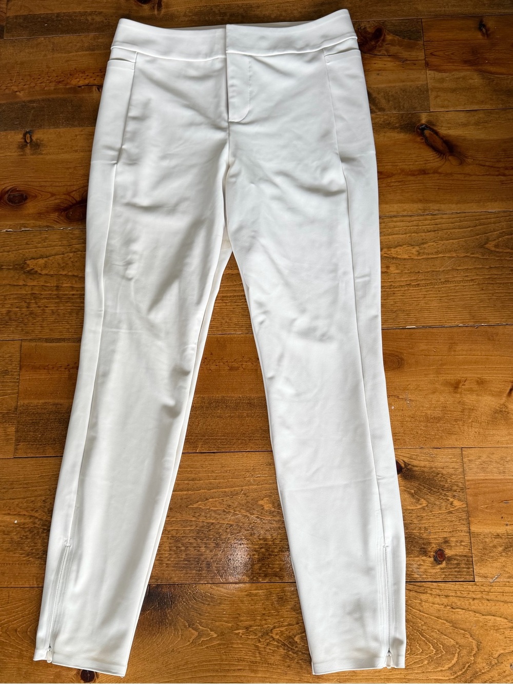 Athleta Stellar Stretch Cream Pants